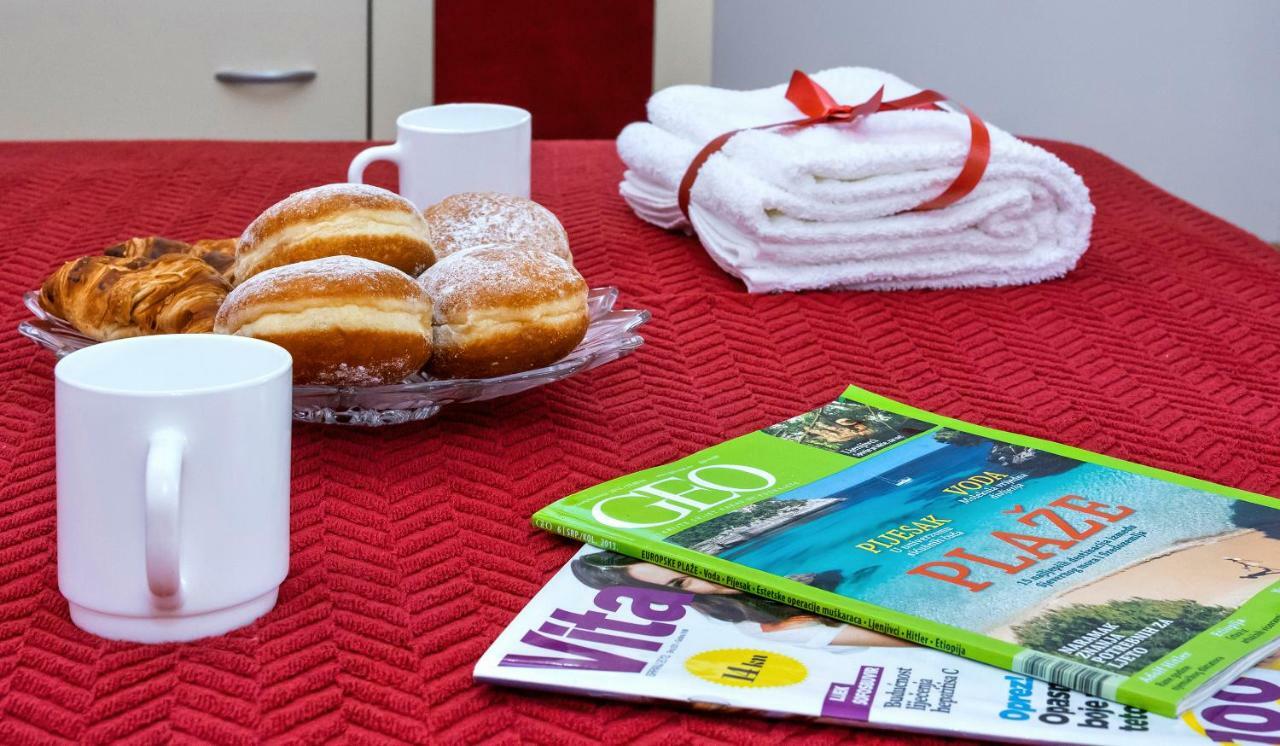 Apartmani AMI Podstrana Bagian luar foto